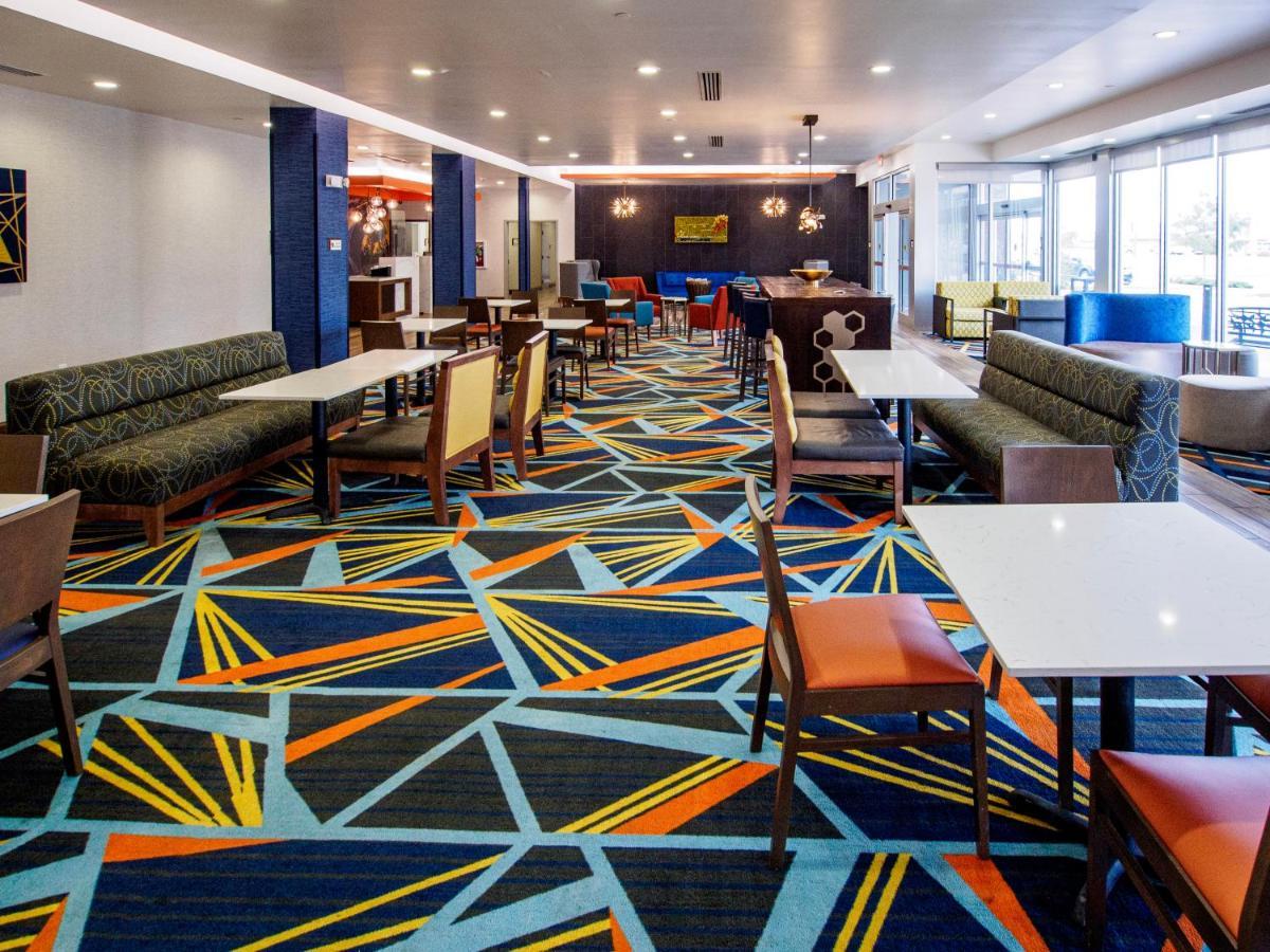 La Quinta By Wyndham Oklahoma City Airport Экстерьер фото